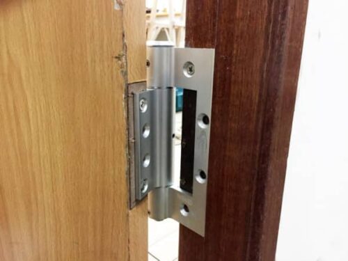 Self Closing Aluminum Interfold Hinge