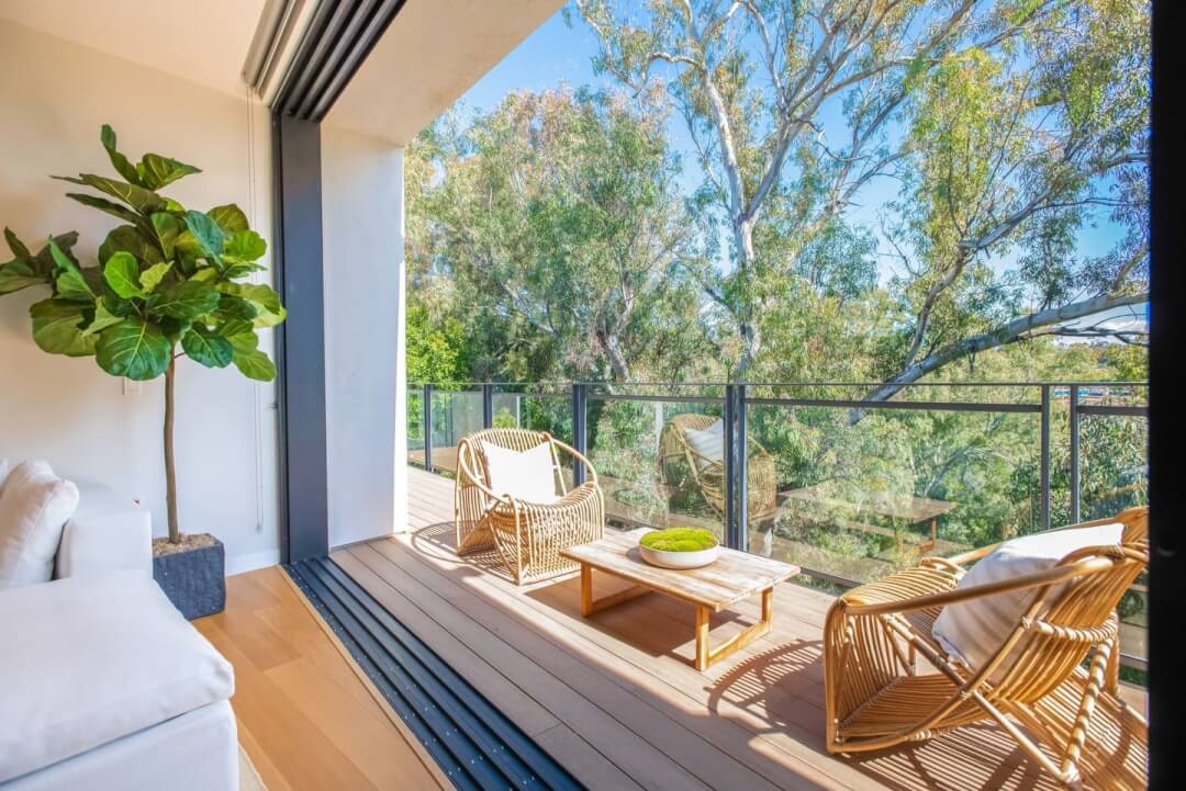 respara brentwood apartment