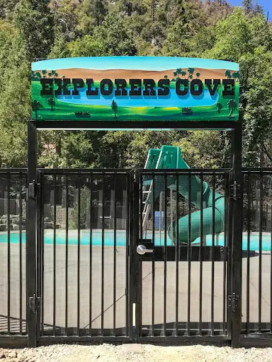pool gate closers