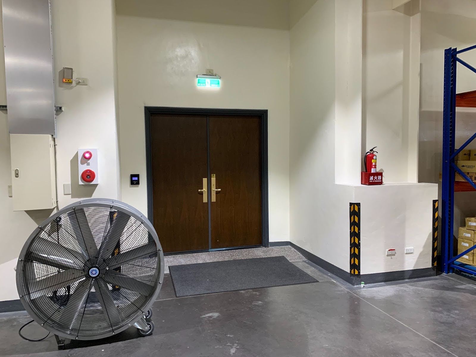 self closing door hinges for fire doors